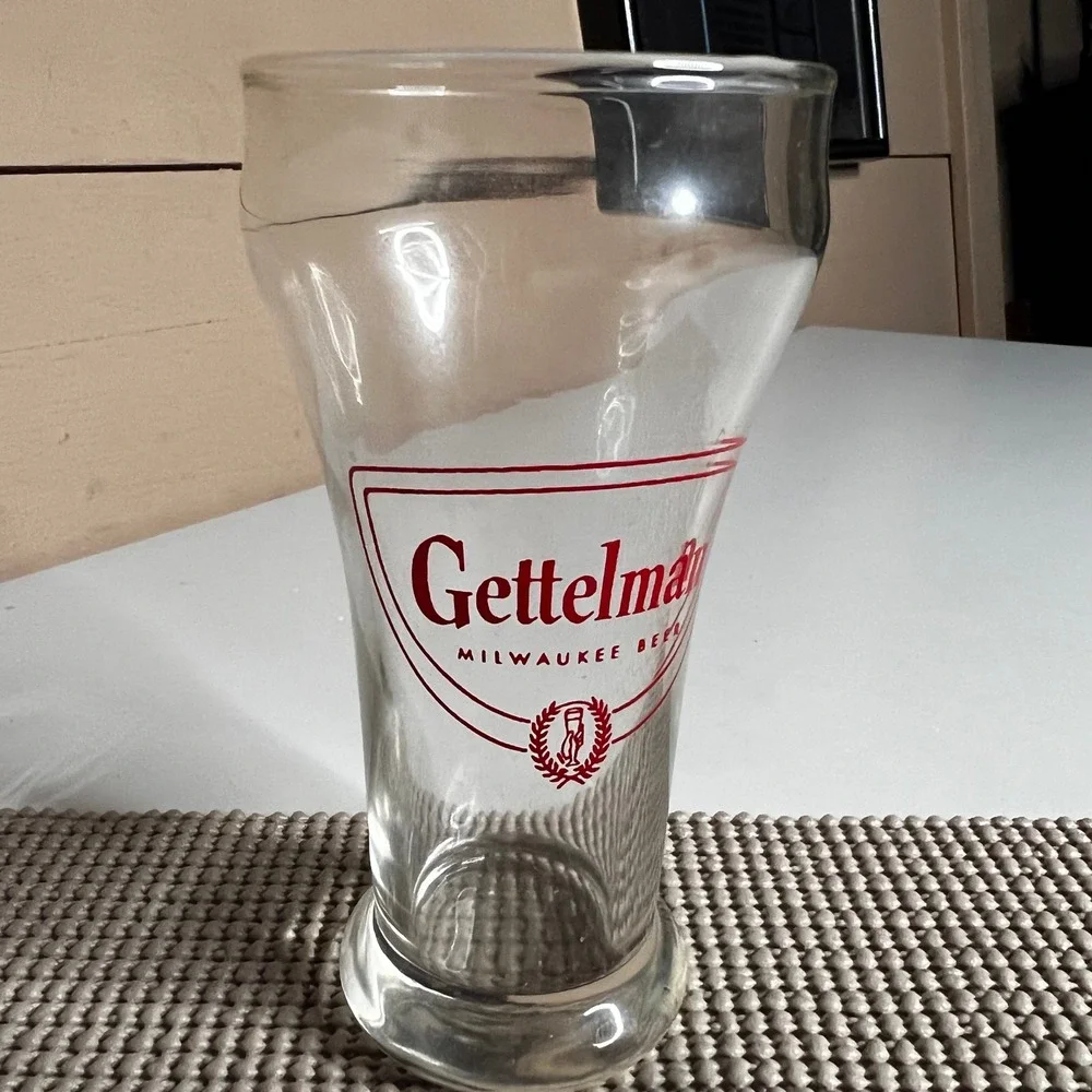 Vintage Gettleman Milwaukee Beer Pilsner Glass Red Logo Collectible Breweriana